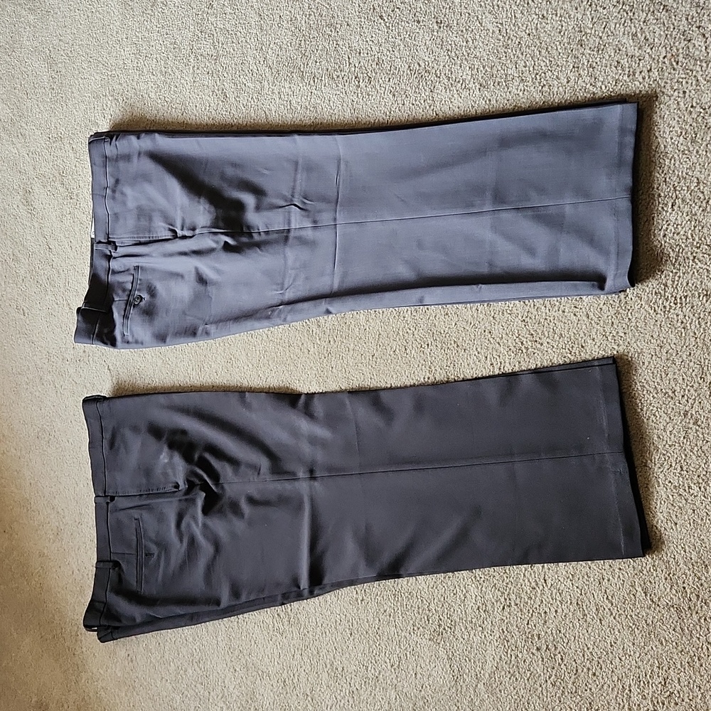 Mens trousers size 42x30 good condition